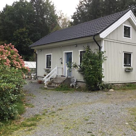 Airbnbekasberg Olofstorp Екстериор снимка
